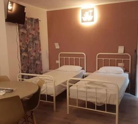 Perea White Suites Peraia  Екстер'єр фото