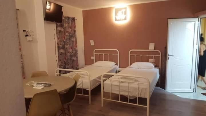 Perea White Suites Peraia  Екстер'єр фото