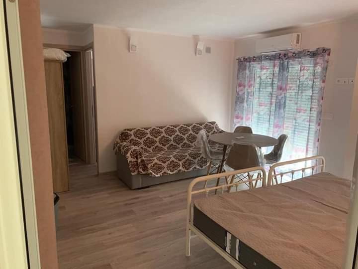 Perea White Suites Peraia  Екстер'єр фото